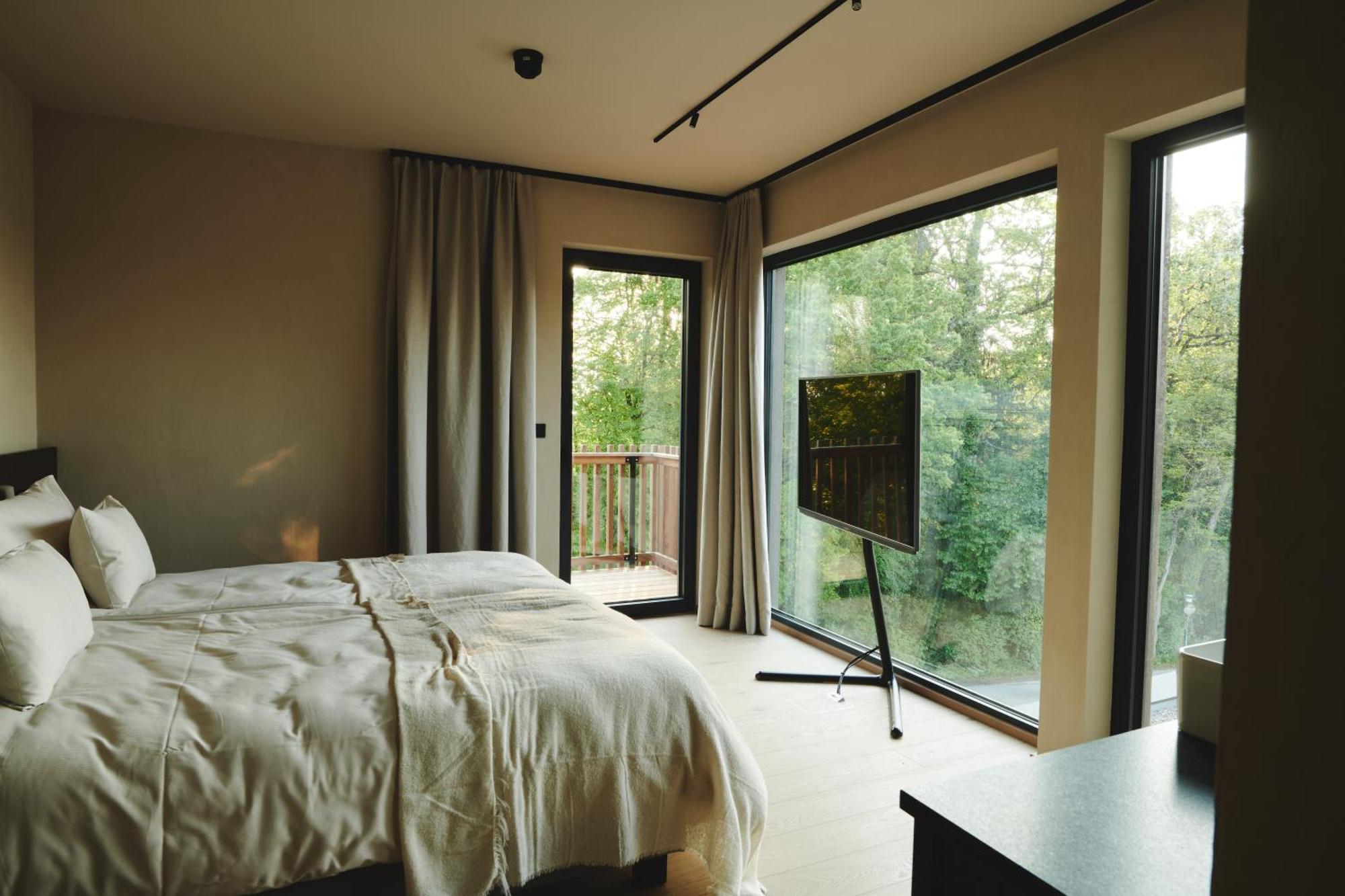 Superior Double Room,1550359039:JPEG
